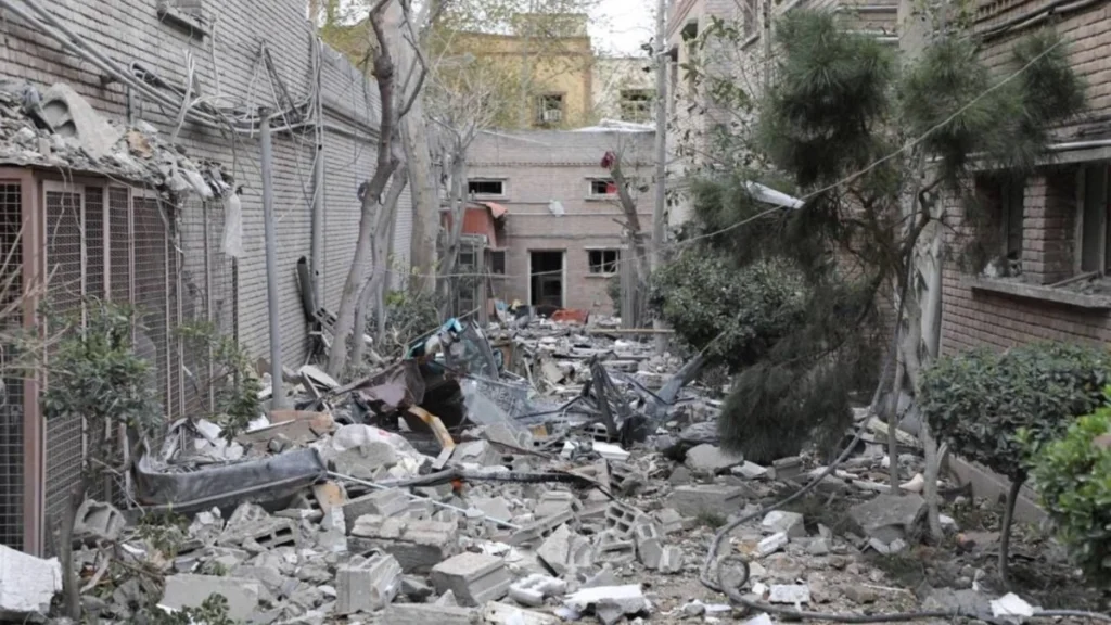 Científicos exigen reparar Instituto Pasteur de Irán destruido por EE.UU. e Israel