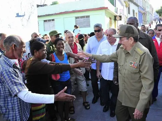 Cuba condena maniobra política de EE.UU. contra el general de ejército Raúl Castro Ruz