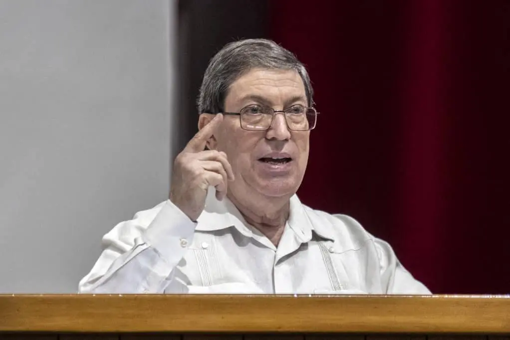 Cuba defiende su soberanía frente a pretensiones neocoloniales de EE.UU.