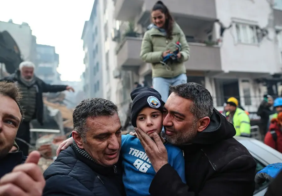 Inundaciones en Siria dejan 2.400 familias afectadas y víctimas mortales