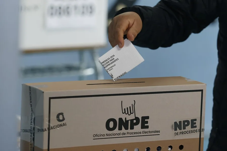Progresistas de Perú denuncian maniobras para alterar el balotaje